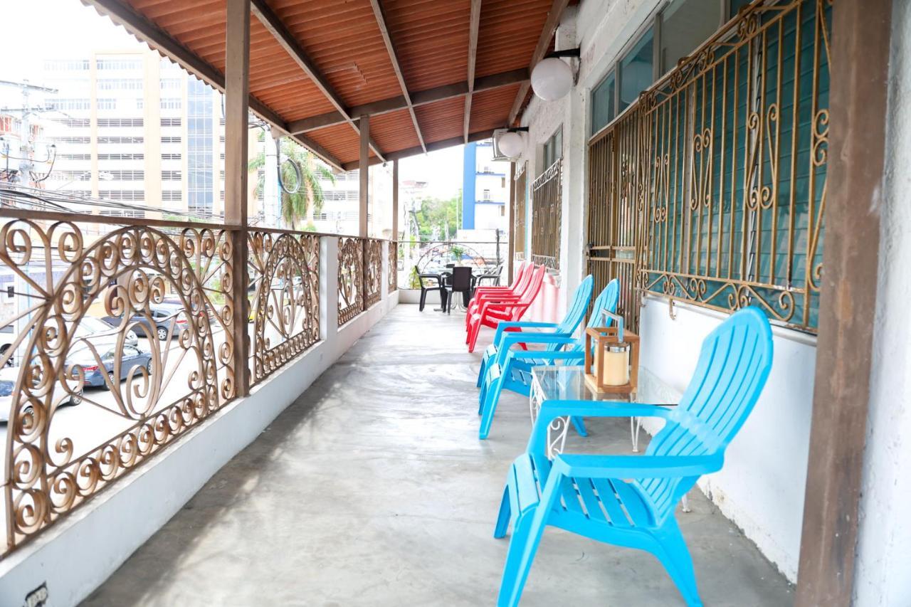Hostal Villa Grande Panama City Exterior photo